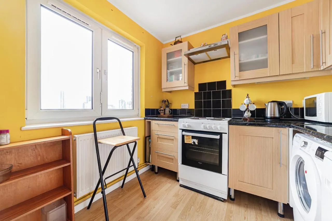 Modern Flat Wbalcony & City View, East London 0*,  United Kingdom
